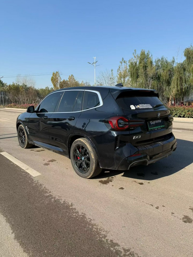 东营23年宝马IX37