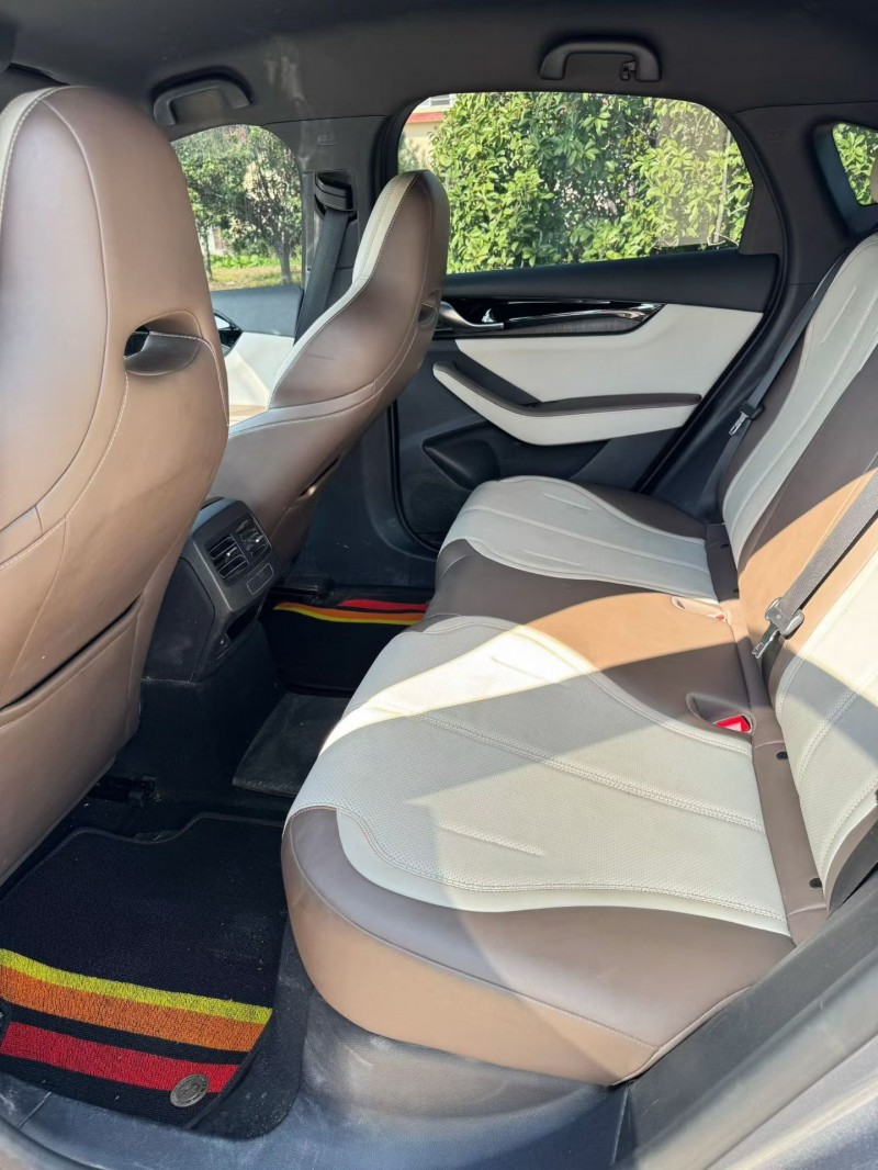 东营24年比亚迪秦4