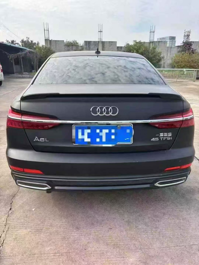 济宁19年奥迪A6L6