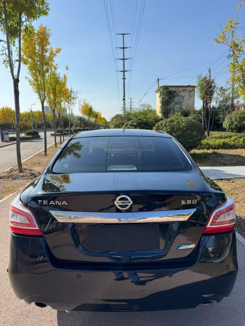 烟台13年日产天籁9