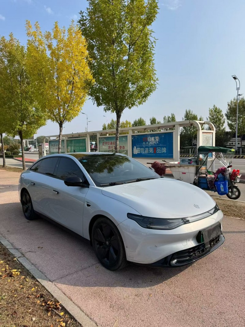 枣庄23年零跑汽车C012