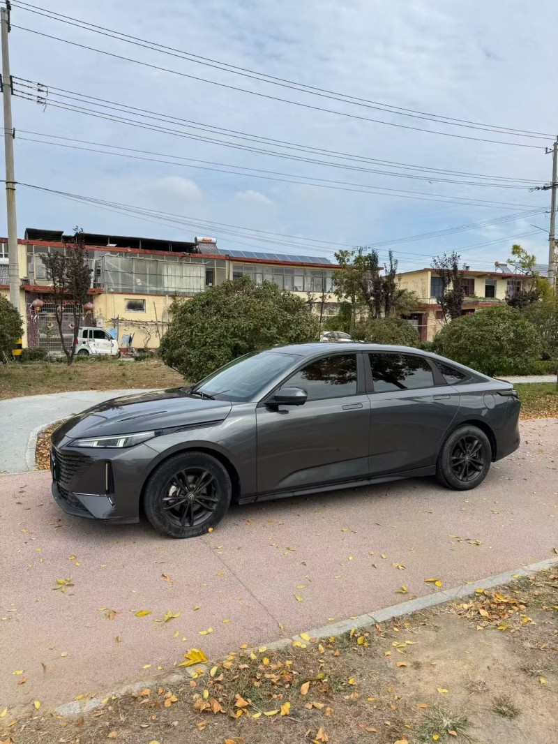 烟台23年长安汽车逸动2