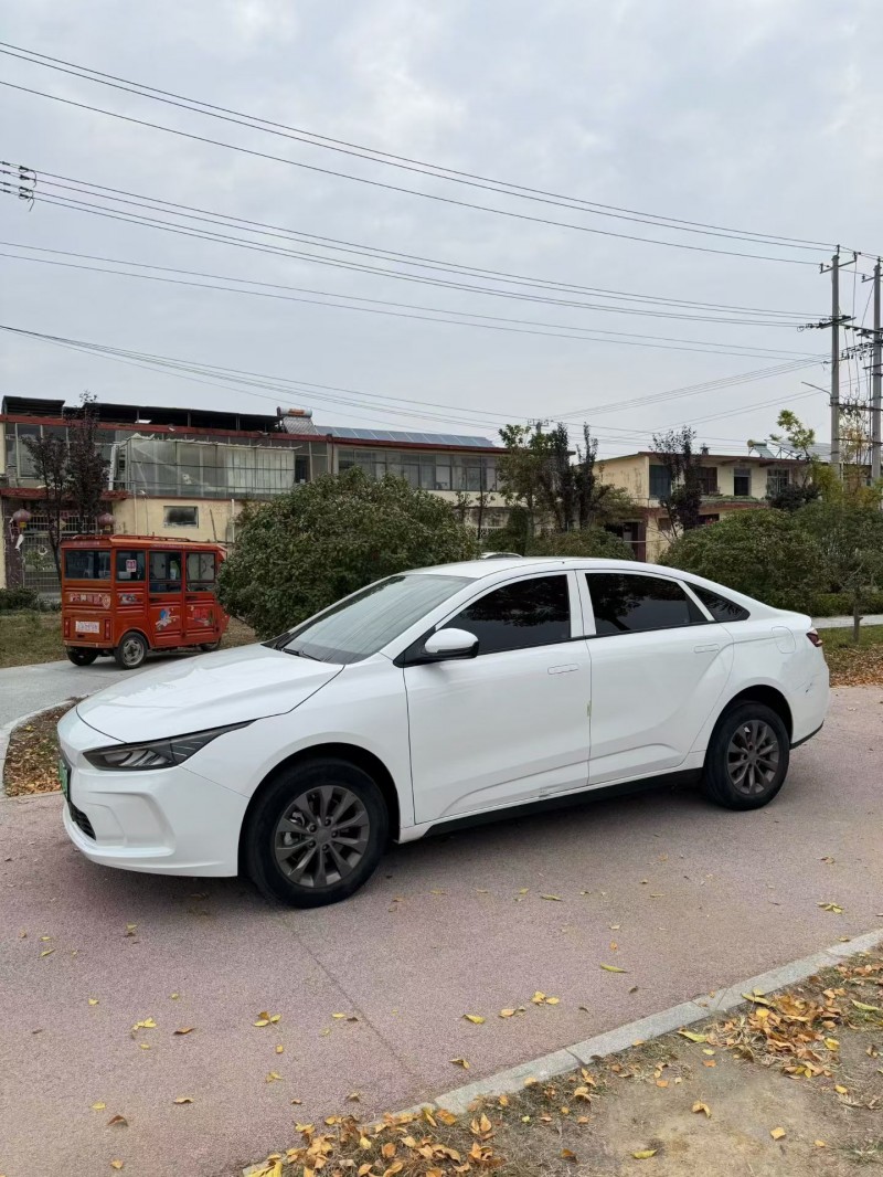 东营24年吉利几何3