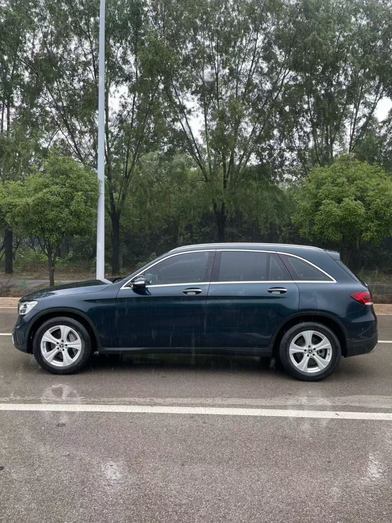 潍坊19年奔驰GLC7