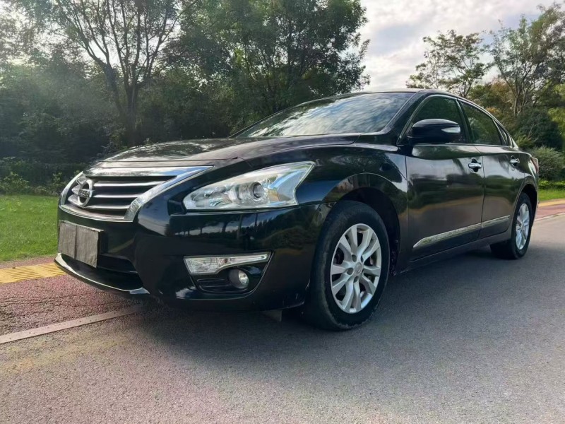 枣庄16年日产天籁3