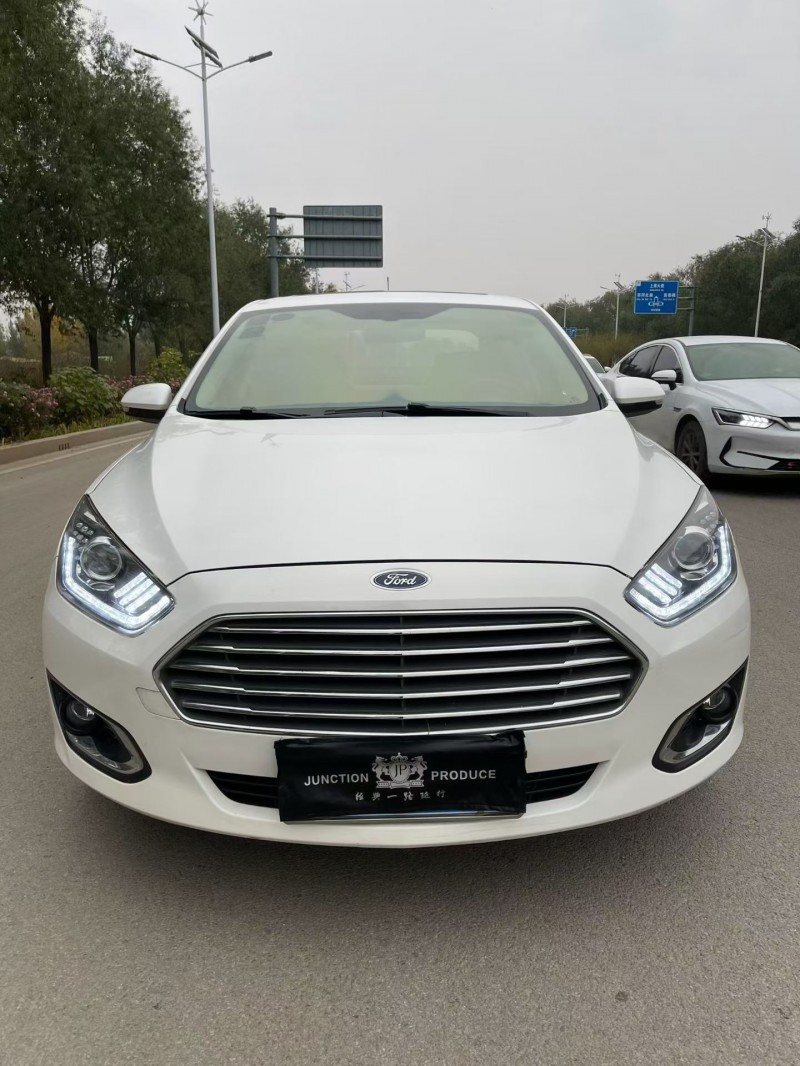 东营16年福特福睿斯1