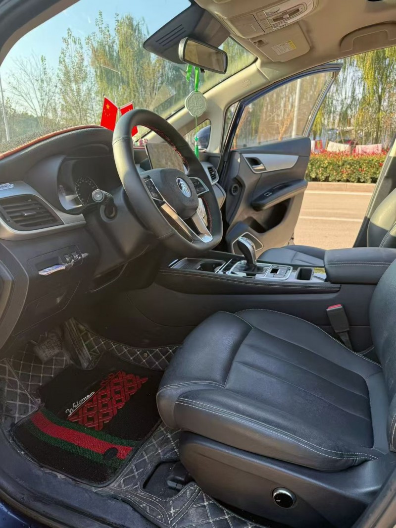 枣庄21年比亚迪宋MAX4