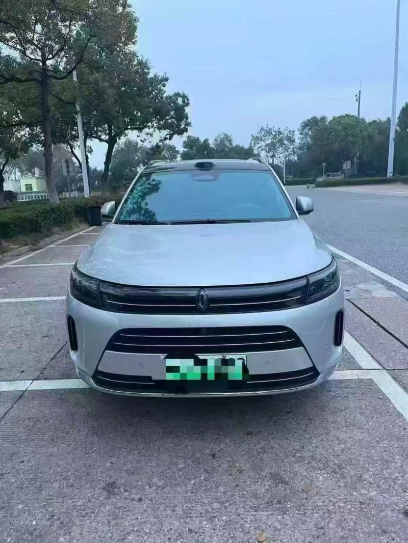 景德镇24年华为智选享界1