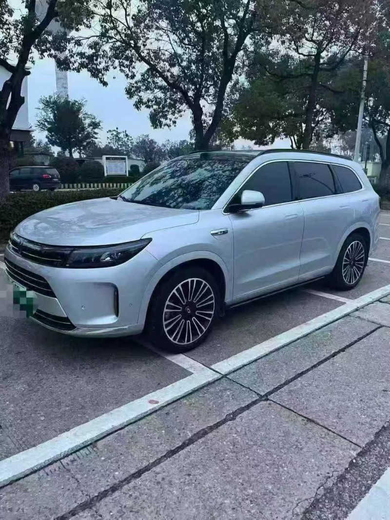 景德镇24年华为智选享界3