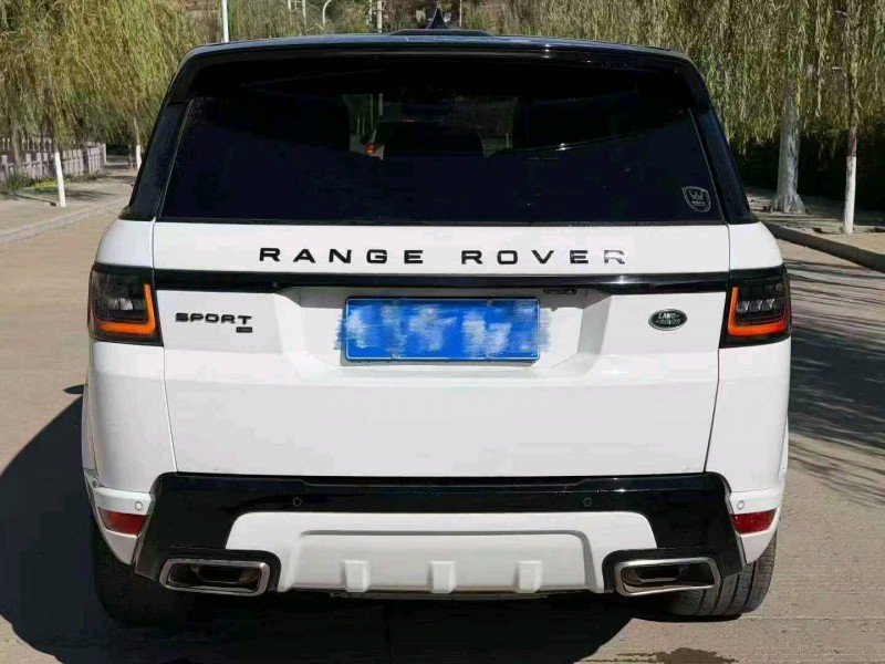 榆林22年路虎揽胜运动9