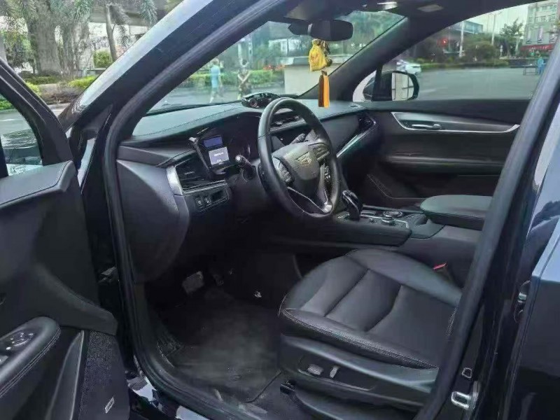 三明24年凯迪拉克XT64