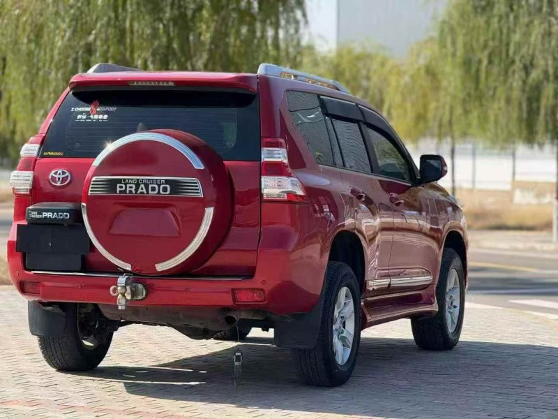 汉中17年丰田普拉多4