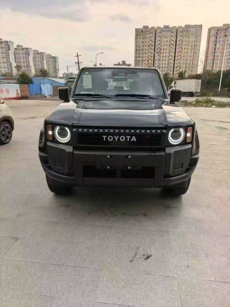 安阳25年丰田普拉多1