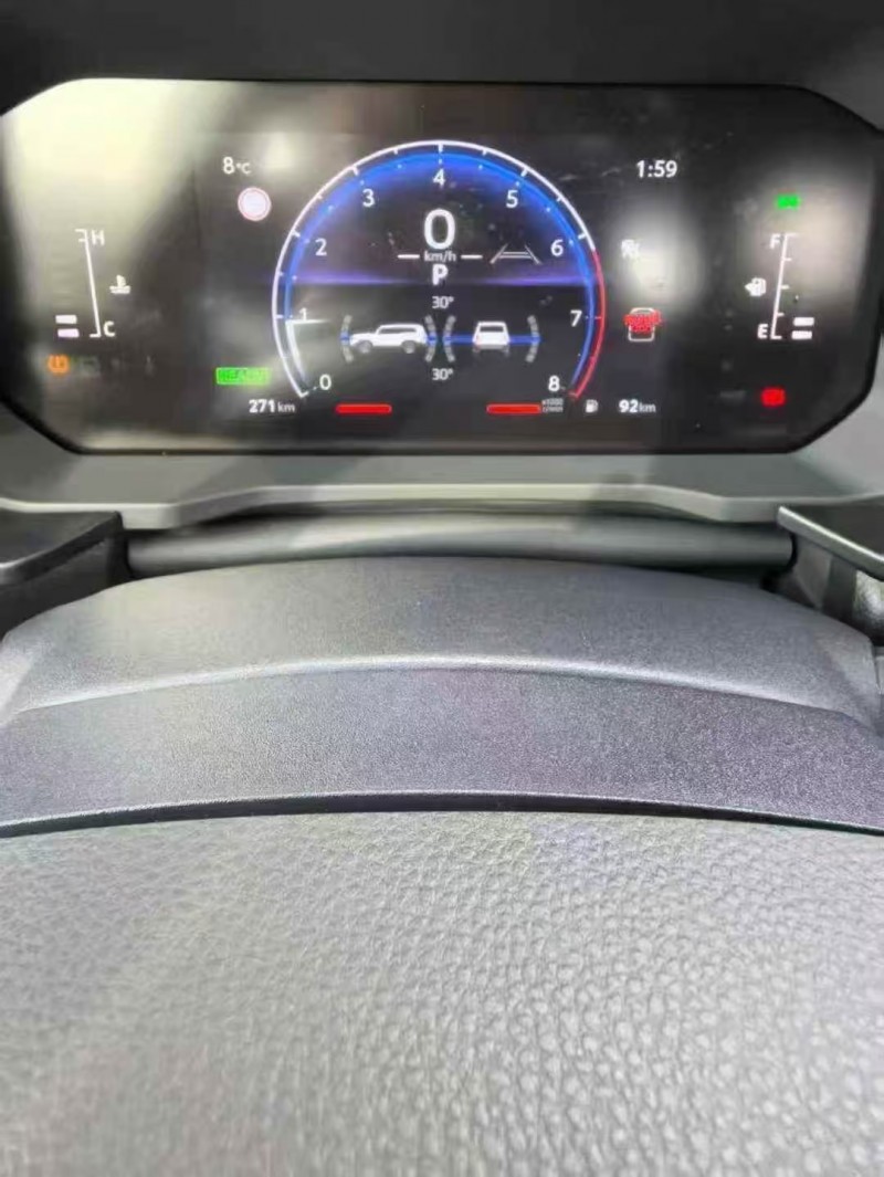 安阳25年丰田普拉多6