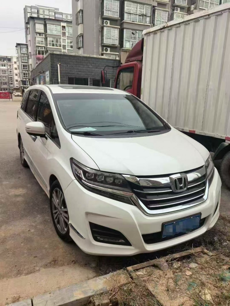 邯郸18年本田艾力绅2