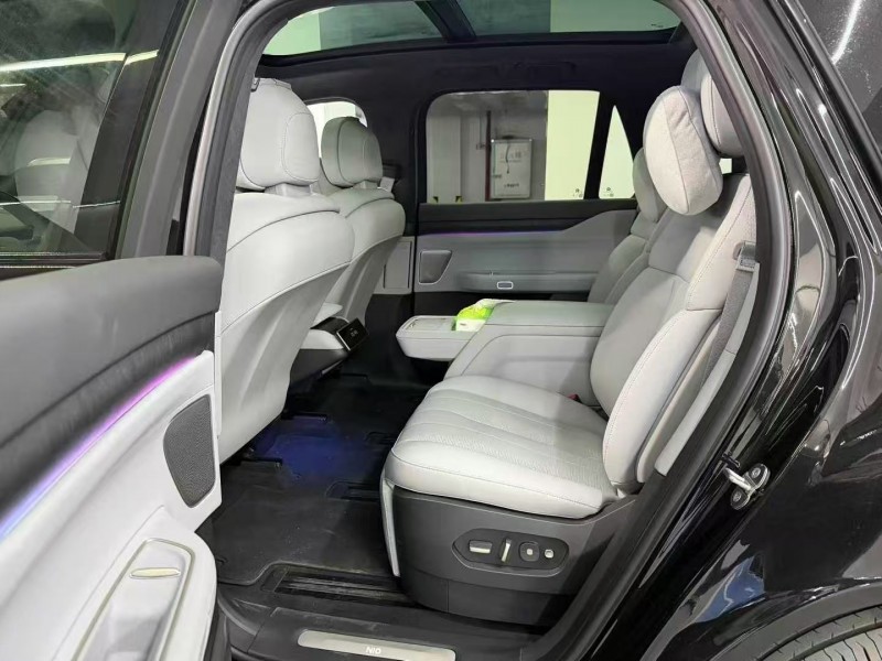 广州25年蔚来ES83