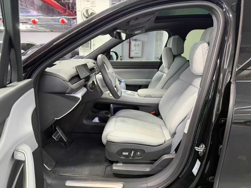 广州25年蔚来ES84