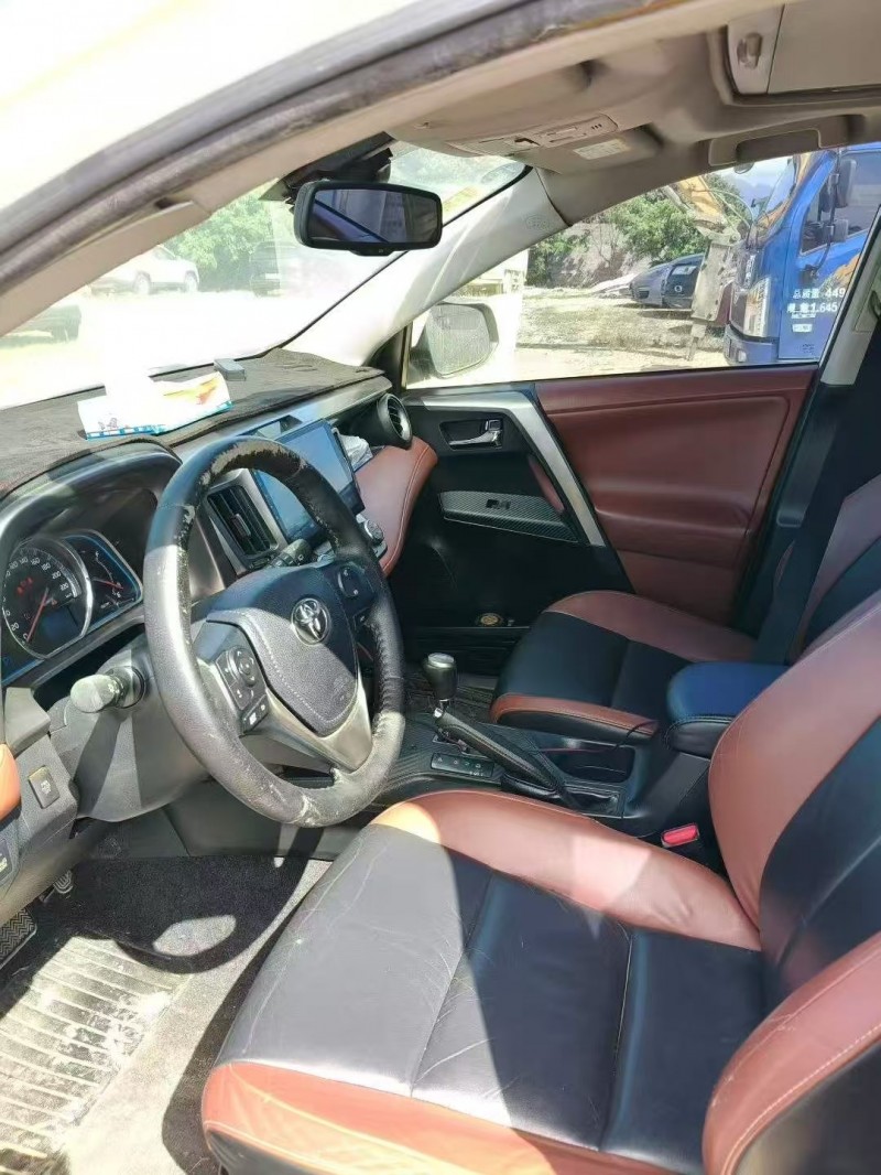 广州14年丰田RAV4荣放4