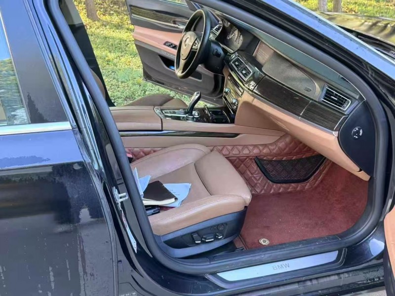 郑州12年宝马7系6