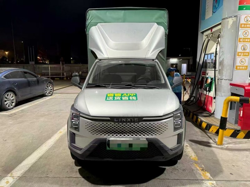 广州23年五菱汽车菱势黄金卡1