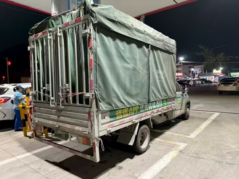 广州23年五菱汽车菱势黄金卡8