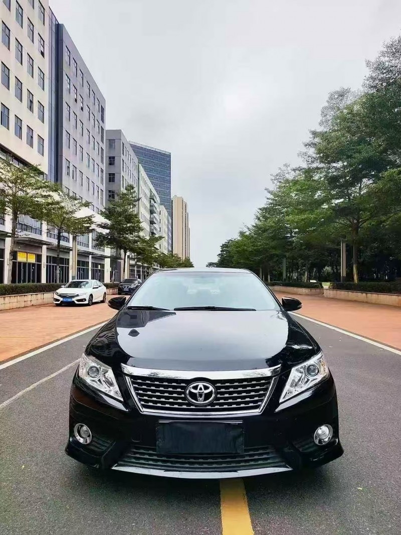 广州12年丰田凯美瑞1