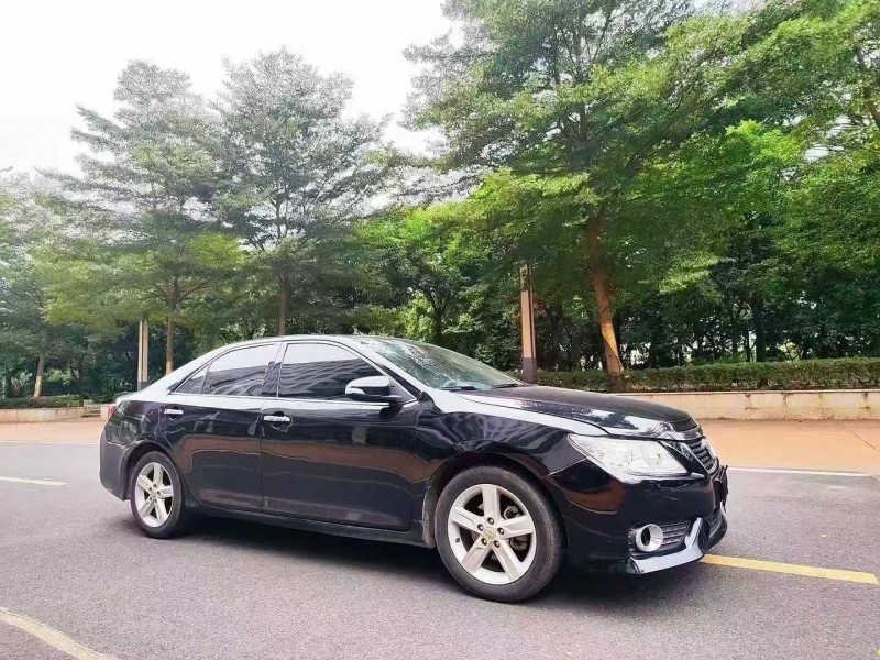 广州12年丰田凯美瑞2