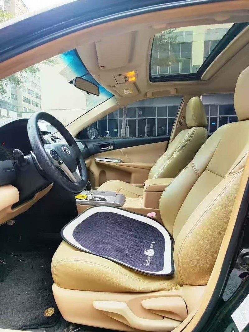 广州12年丰田凯美瑞5