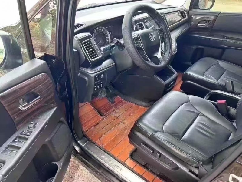 九江17年本田艾力绅4