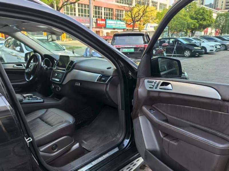 徐州17年奔驰GLS2