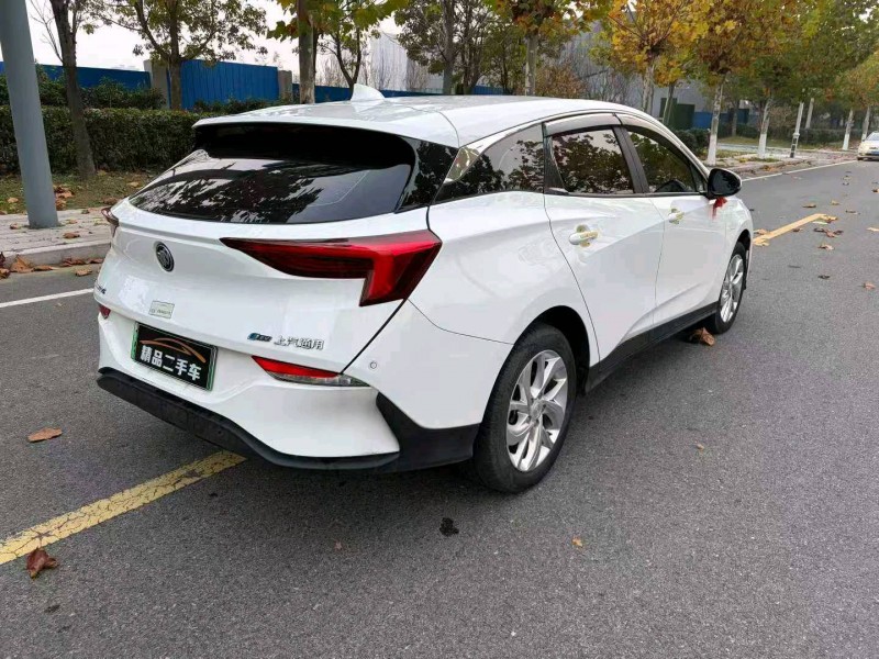 徐州22年别克微蓝4