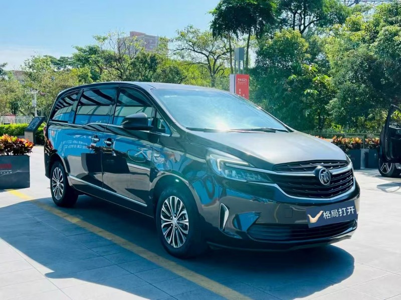 深圳21年别克GL82