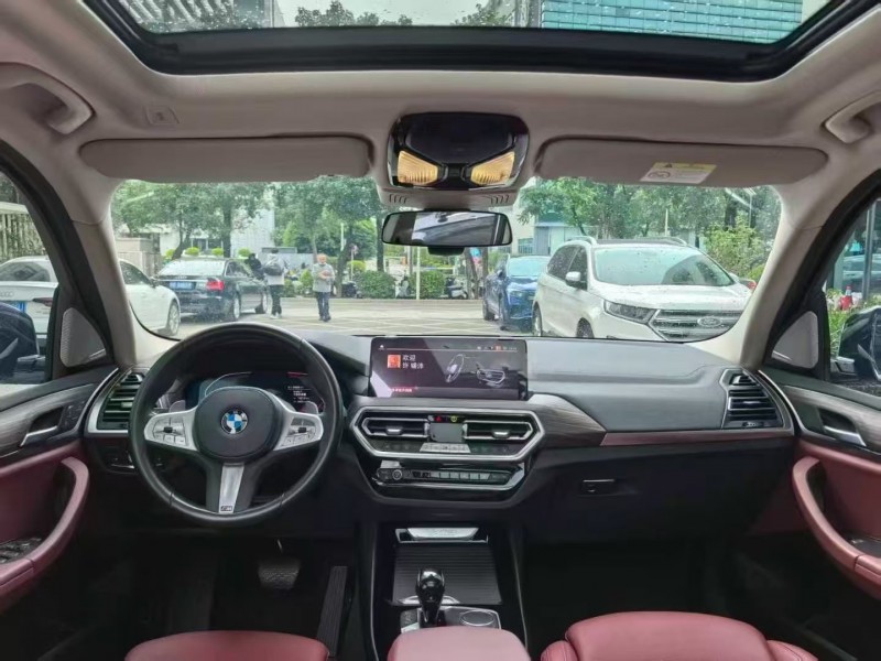 广州23年宝马X36