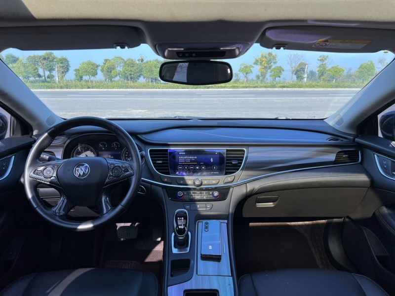 盐城21年别克君越7