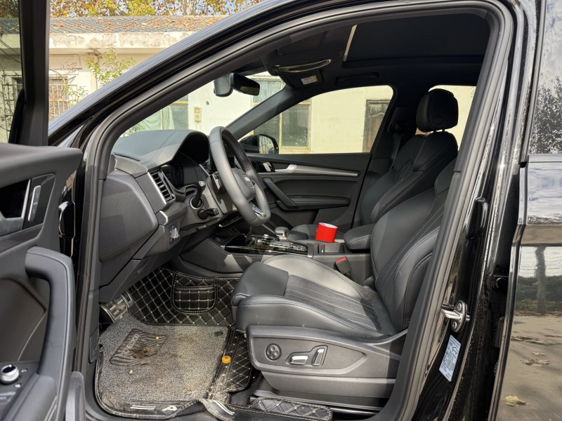 郑州25年奥迪Q56