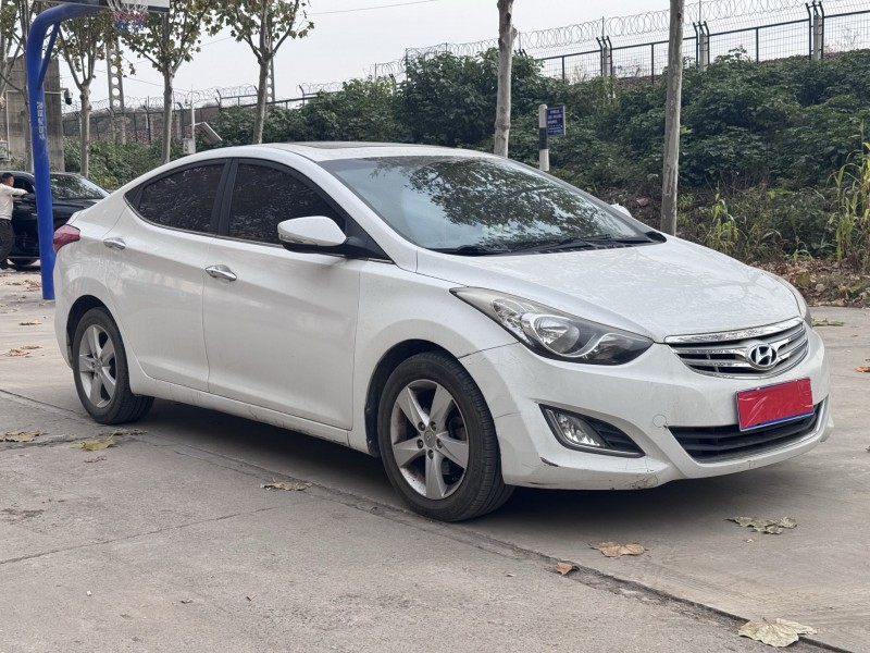 郑州13年现代朗动2