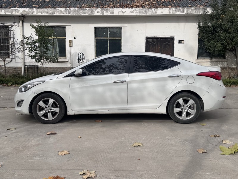 郑州13年现代朗动6