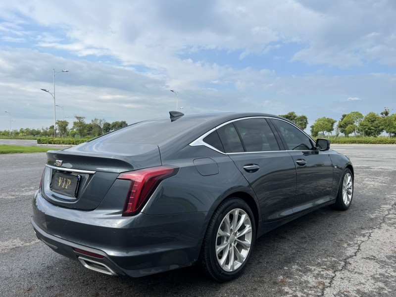 盐城20年凯迪拉克CT58