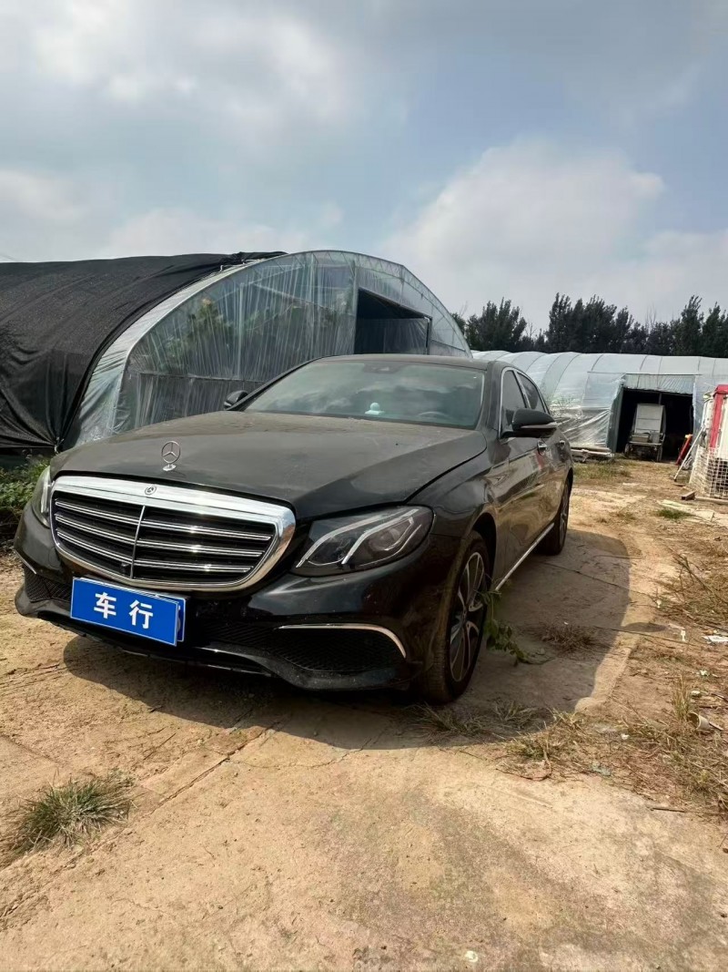 北京17年奔驰E6