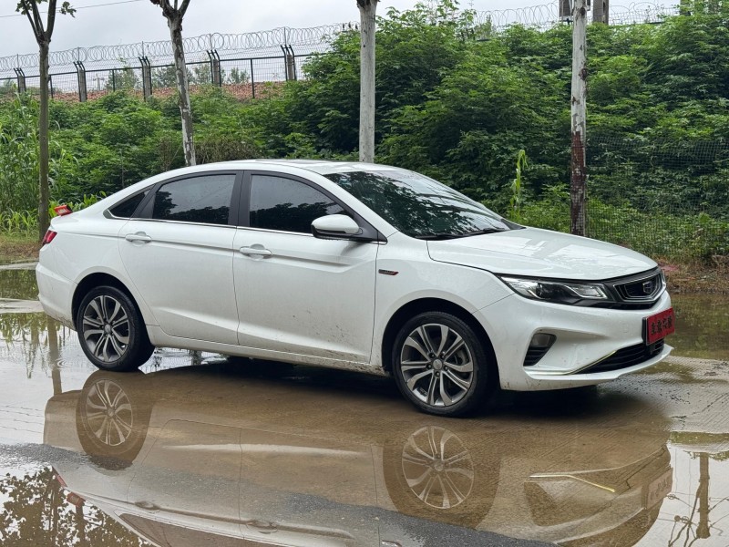 郑州19年吉利帝豪6