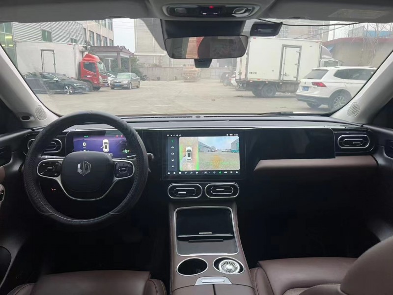 临沂24年零跑汽车C115