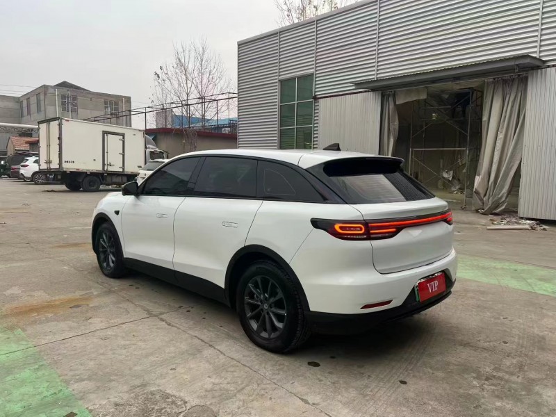 临沂24年零跑汽车C118