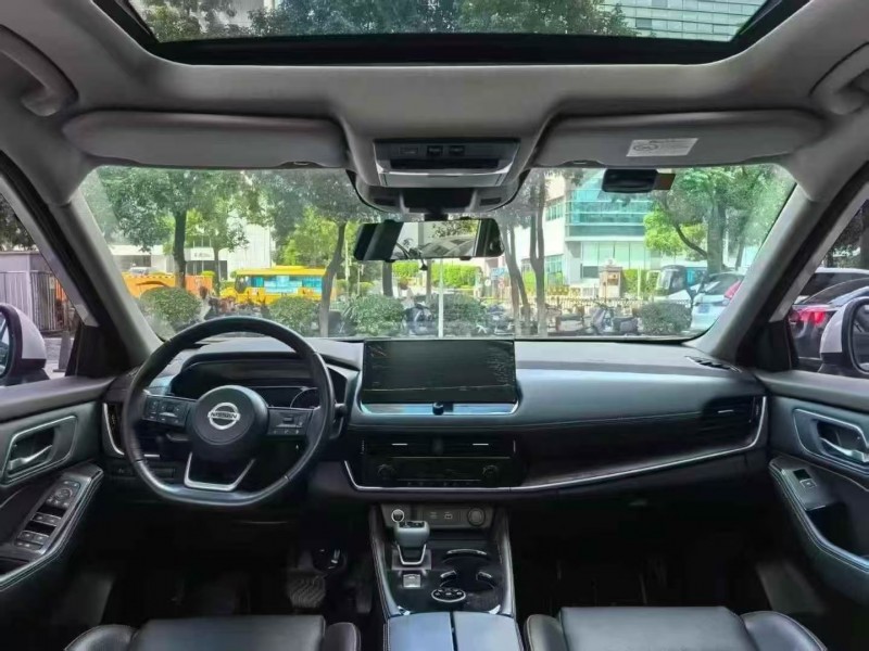 广州22年日产奇骏3