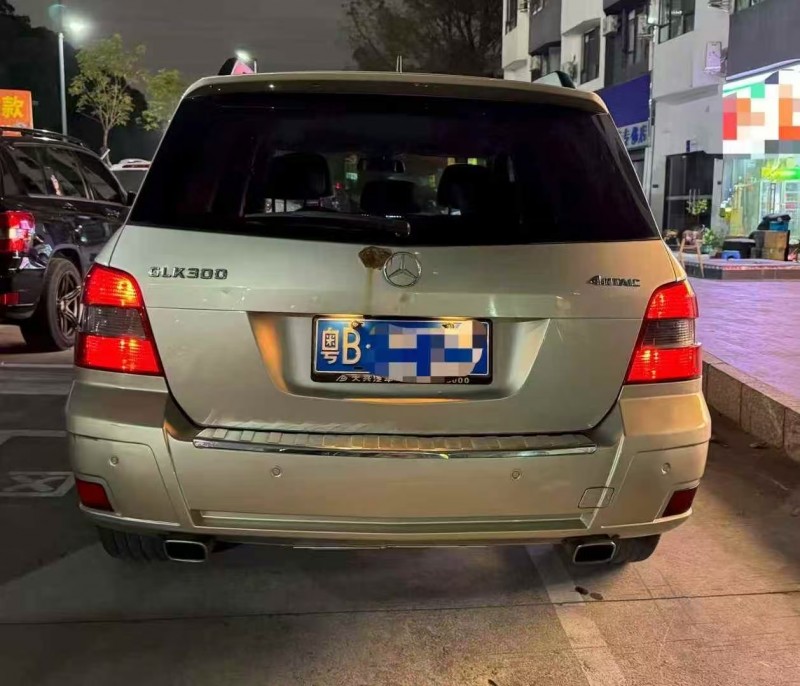 广州12年奔驰GLK6