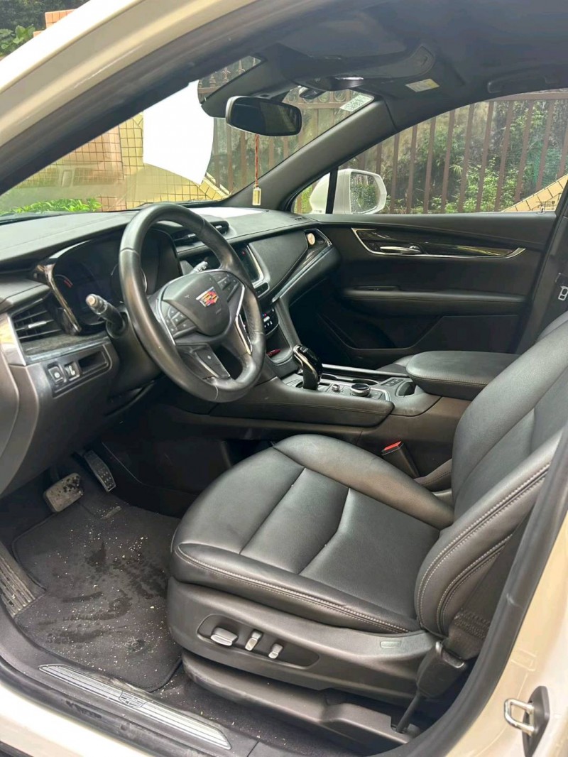 东莞21年凯迪拉克XT54