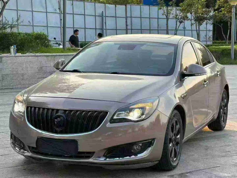 青岛16年别克君威2