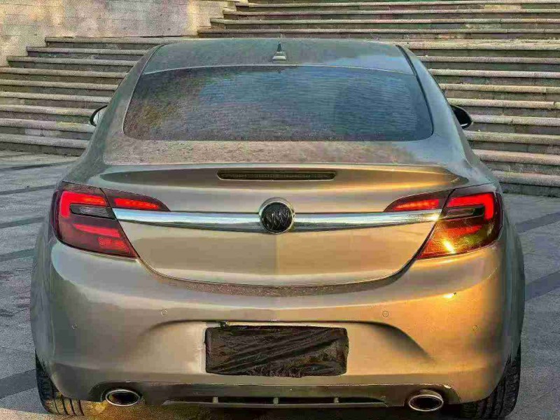 青岛16年别克君威9