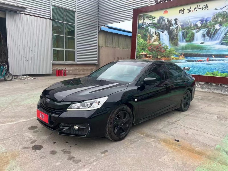 临沂19年本田雅阁2