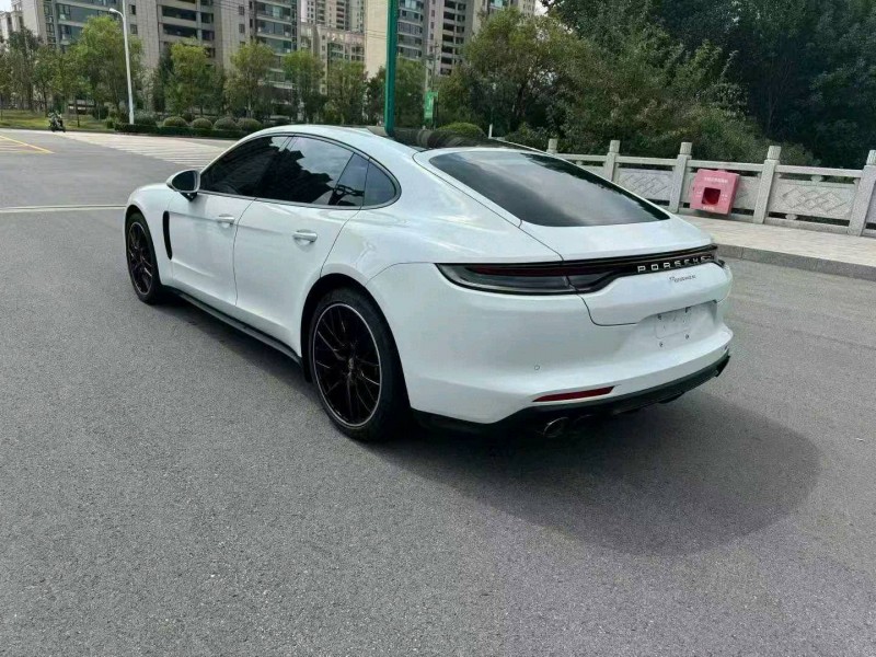 徐州23年保时捷帕拉梅拉6