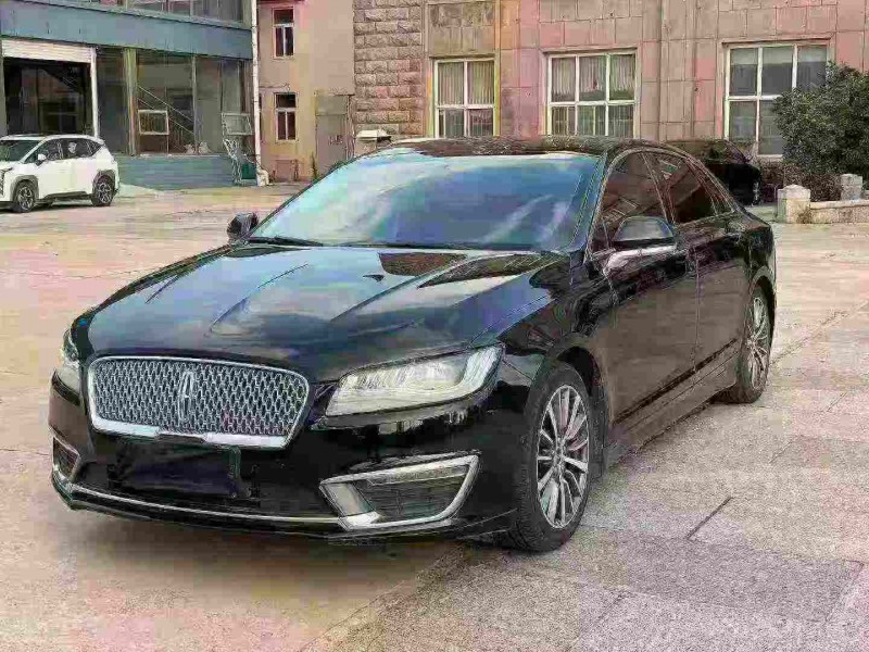 青岛17年林肯MKZ2